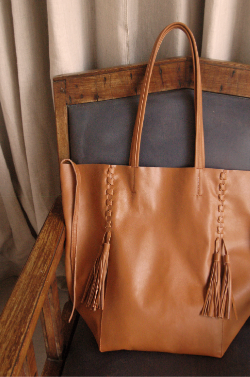 Pyramid Bag Tassel (small)