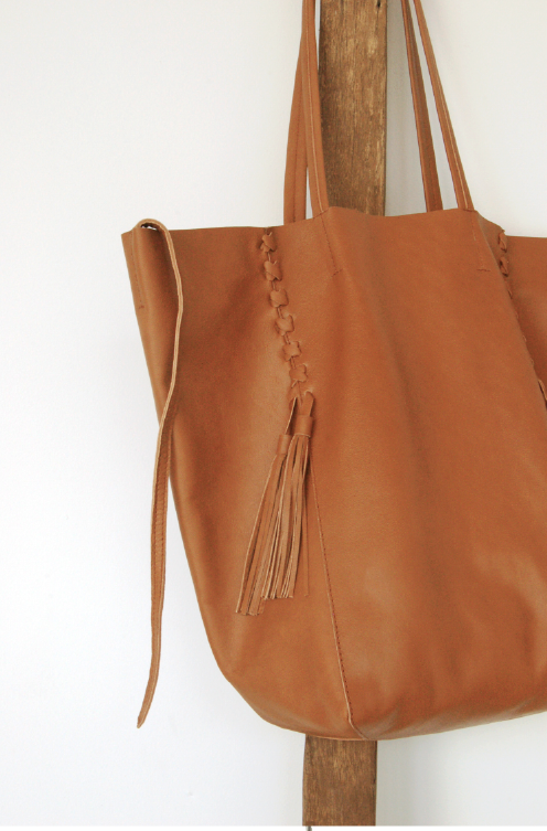 Pyramid Bag Tassel (small)