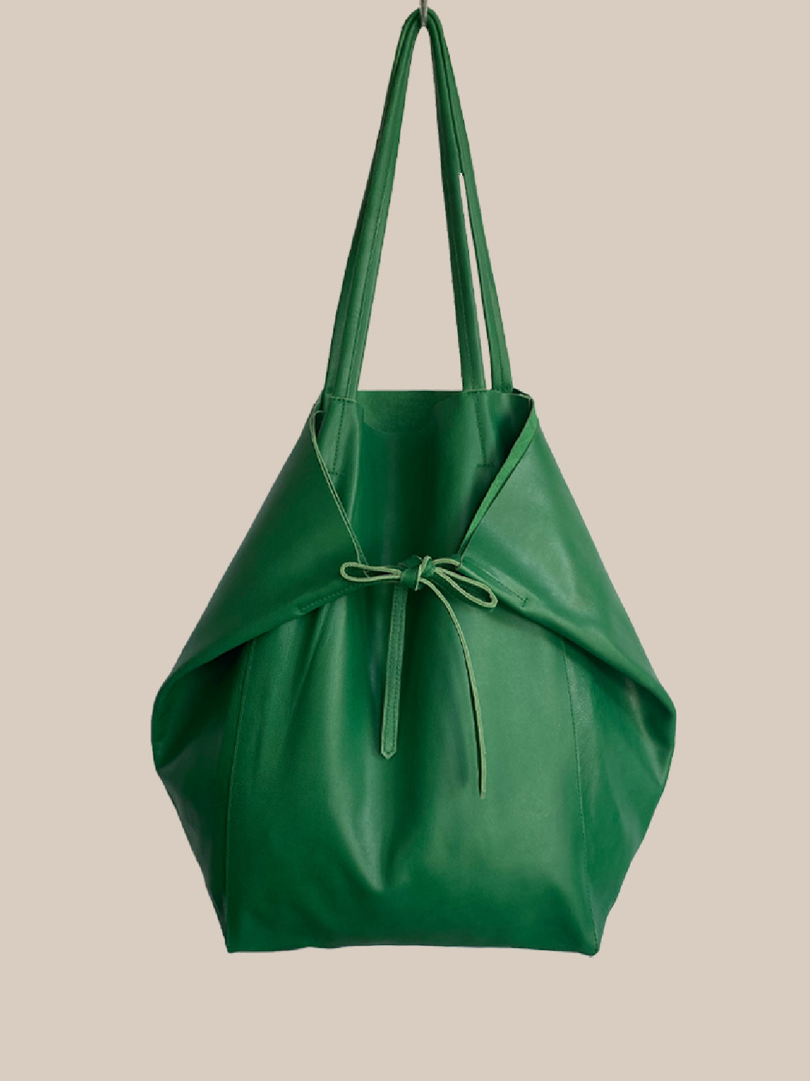 Pyramid Bag (big) in Green