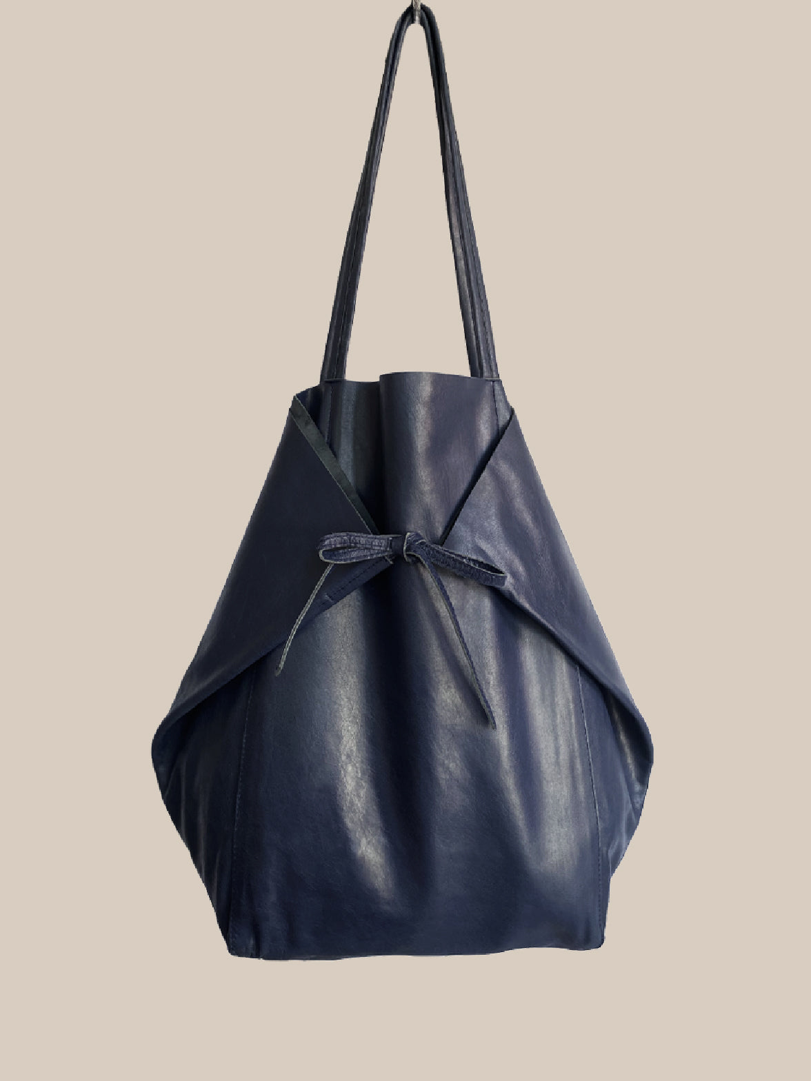 Pyramid Bag (big) in Navy Blue