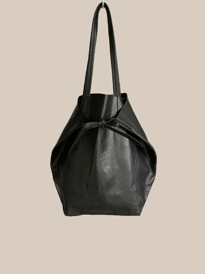 Pyramid Bag (small) in Black