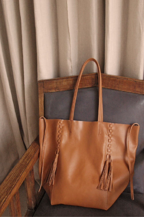 Pyramid Bag Tassel (small)